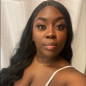 Meet your Posher, Sonya